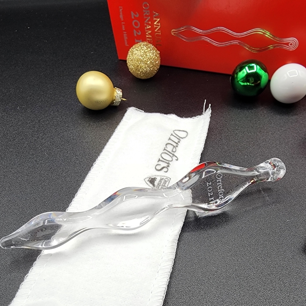 Orrefors Crystal 2021 Annual Christmas Icicle Ornament new-Orrefors
